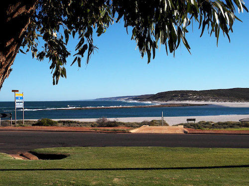 Pelican Shore Villas Kalbarri Exterior photo